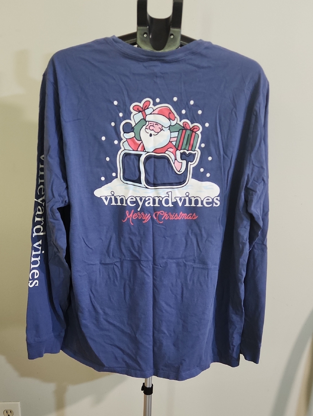 Vineyard Vines Men's Holiday Long Sleeve. Size XL. - Picture 2 of 5